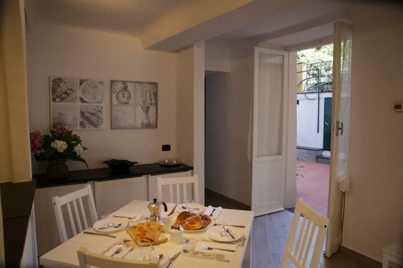 Apartment Posidonia Casa Al Mare In Citta Genua